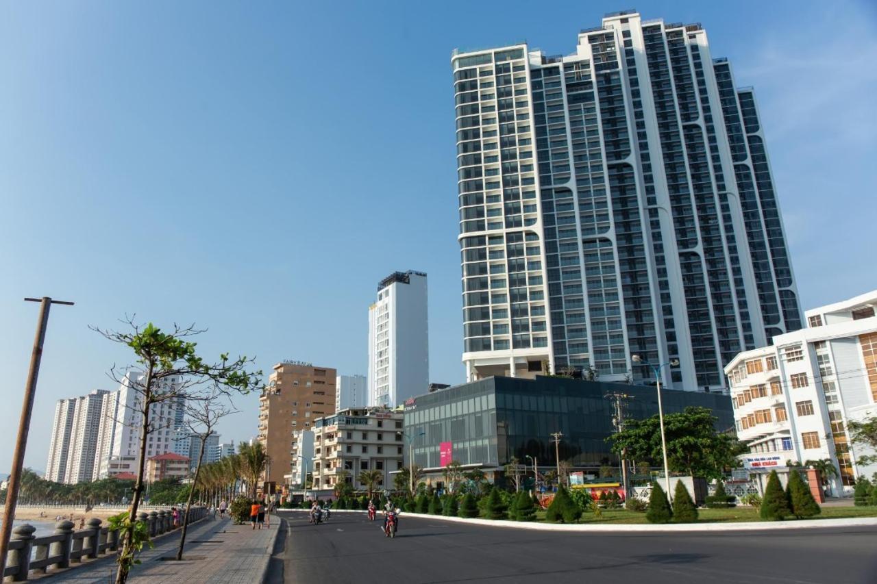 Scenia Bay Oceanfront By Housing Lejlighed Nha Trang Eksteriør billede