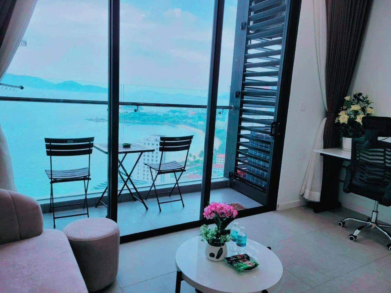 Scenia Bay Oceanfront By Housing Lejlighed Nha Trang Eksteriør billede
