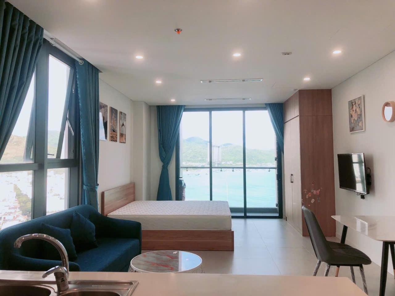 Scenia Bay Oceanfront By Housing Lejlighed Nha Trang Eksteriør billede