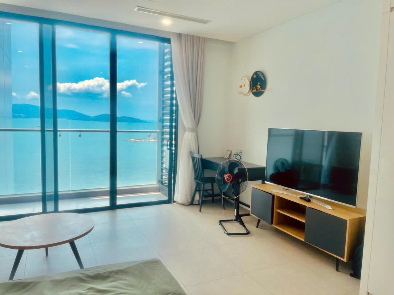 Scenia Bay Oceanfront By Housing Lejlighed Nha Trang Eksteriør billede