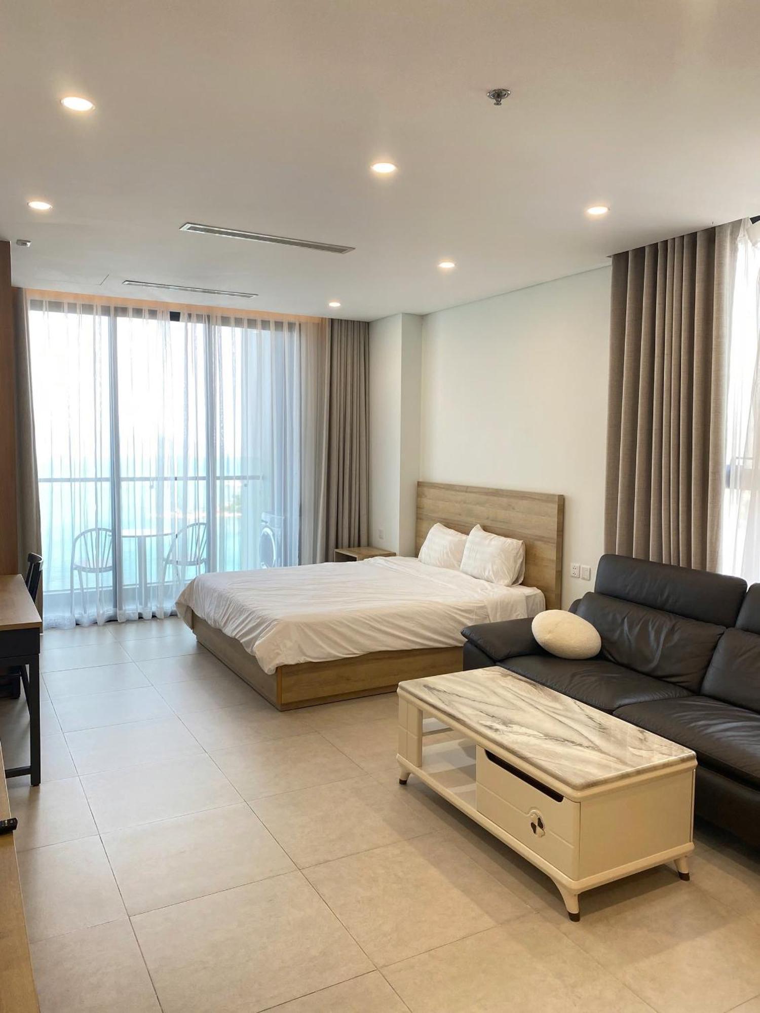 Scenia Bay Oceanfront By Housing Lejlighed Nha Trang Eksteriør billede