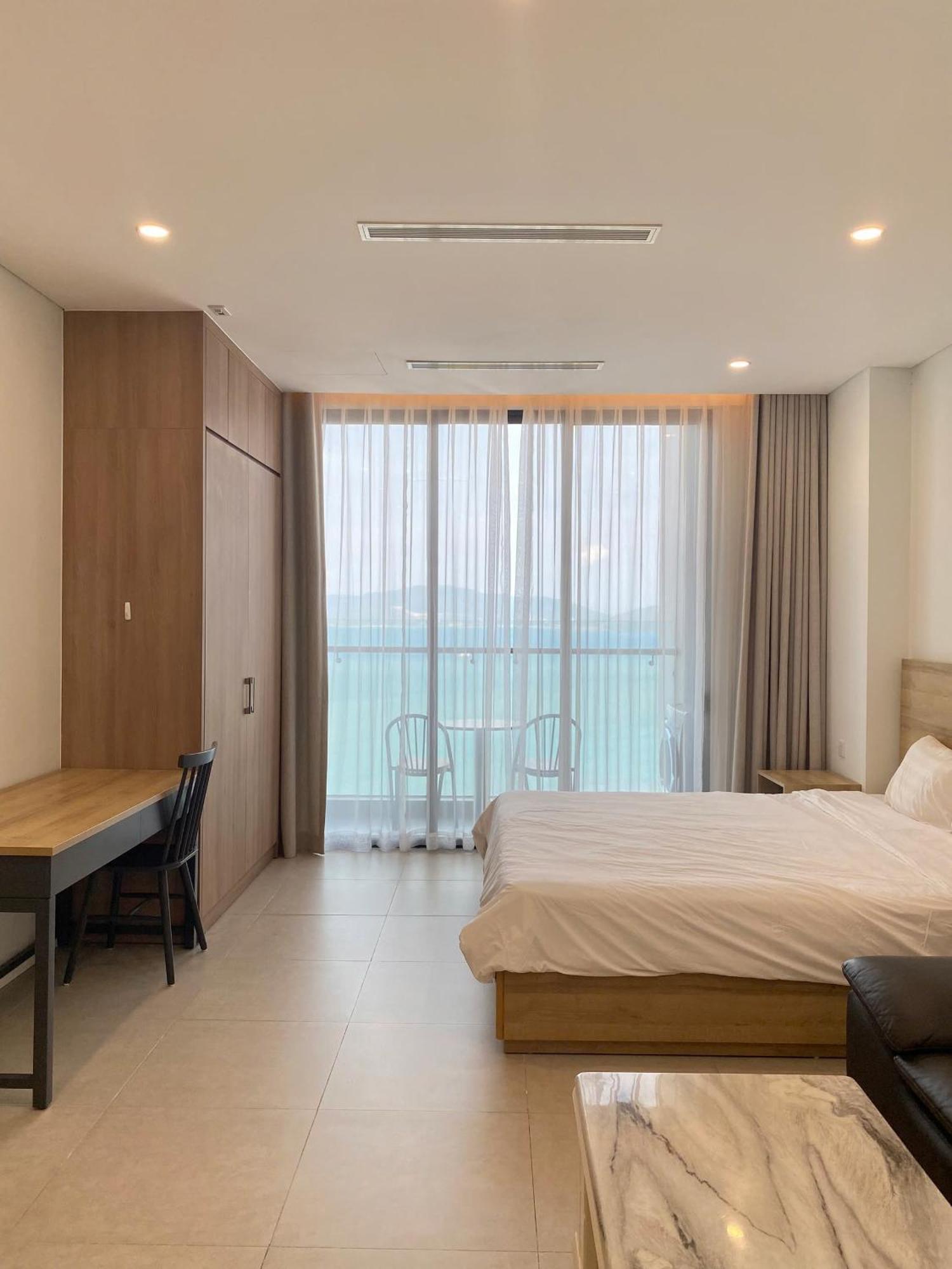 Scenia Bay Oceanfront By Housing Lejlighed Nha Trang Eksteriør billede